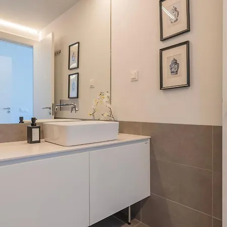 Oasis 28 Iii By Innkeeper